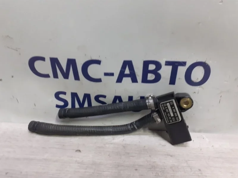 Датчик давления Mercedes-Benz ML A0071536128 W164 642.820