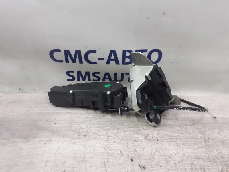 Замок багажника Mercedes-Benz GLK A2047500060 X204 3.0