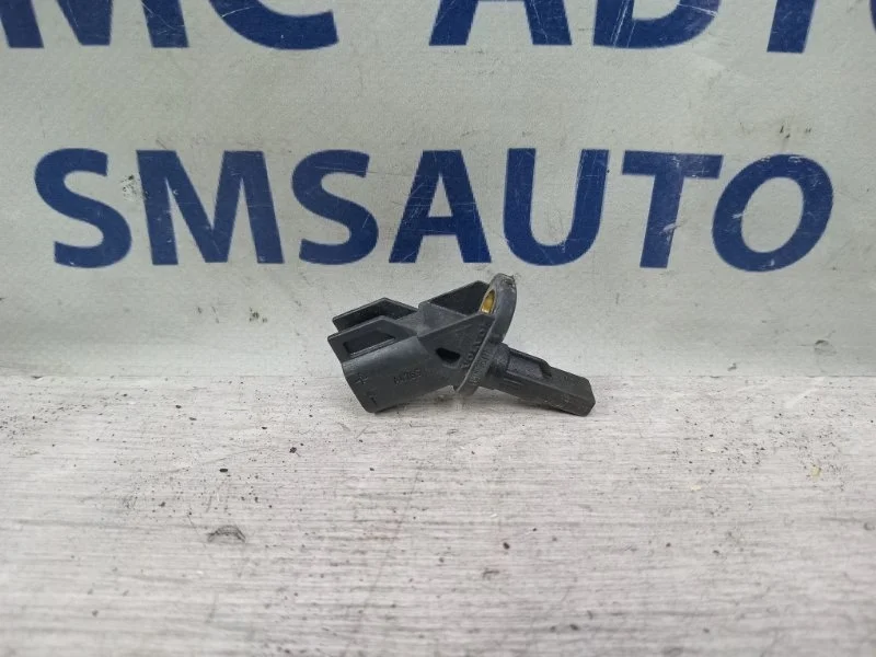 Датчик АБС ABS Volvo V40 30748149 V40 CROSS COUNTRY B5204T9, передний