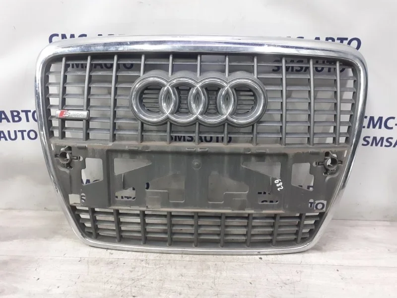 Решетка радиатора Audi A6 2008-2011 4F0853651L C6 3.0