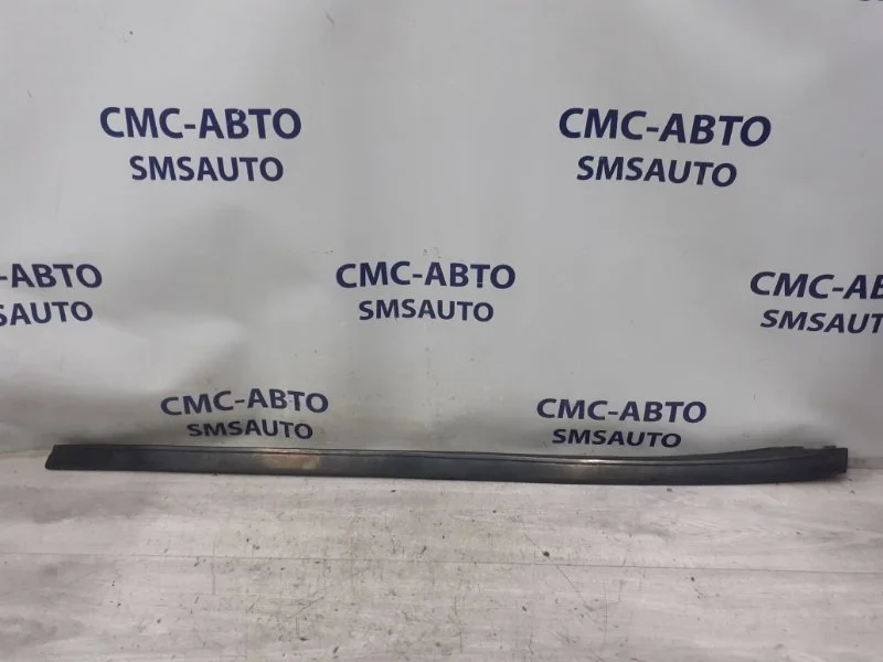 Молдинг лобового стекла Mercedes-Benz R-Class A2516905062 W251 272.967, правый