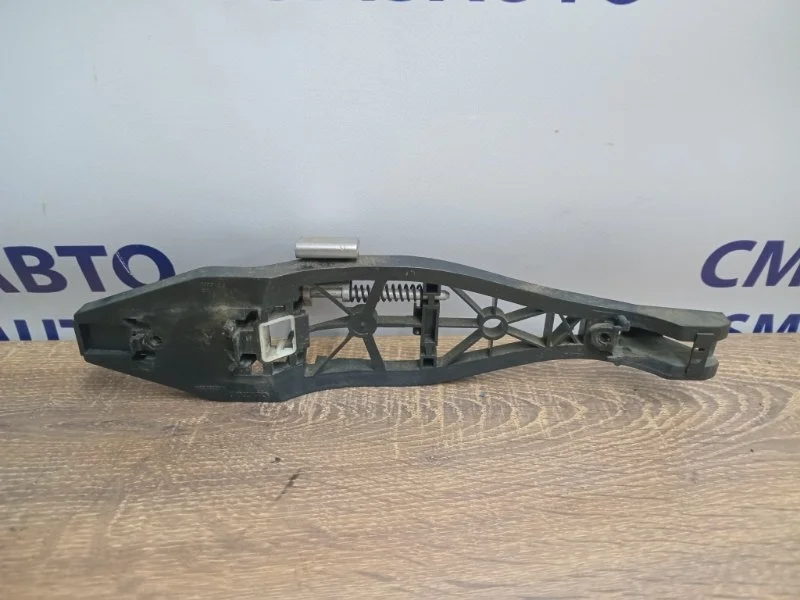Кронштейн ручки двери Volvo XC90 31253178 ХС90 3.2 B6324S, задний правый