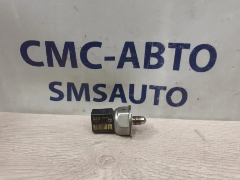Датчик давления топлива Mercedes-Benz E-Class A2711530328 W212 1.8T