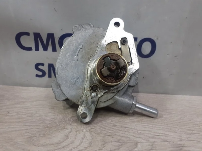 Вакуумный насос Mercedes-Benz E-Class A2712301665 W212 1.8T