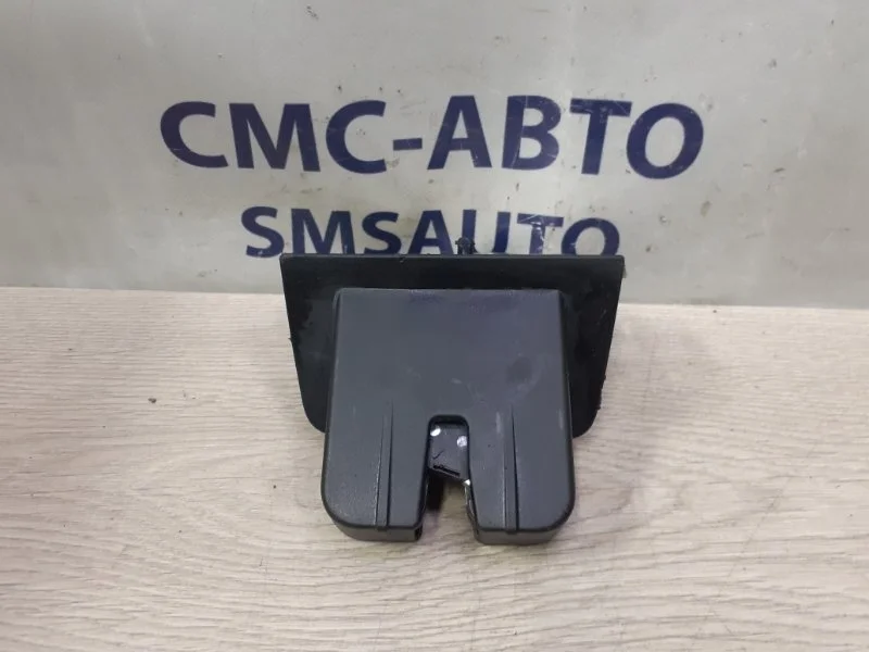 Замок багажника Audi A6 8R0827505 C7 2.0T CDN