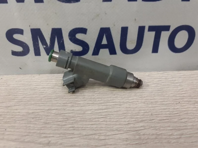 Форсунка топливная Volvo S80 8653608 С80 4.4 B8444S