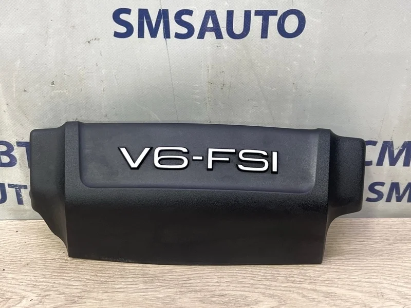 Крышка ДВС декоративная Audi Q5 06E103925F 8R 3.2 CAL