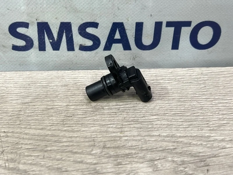 Датчик распредвала Audi Q5 07L905163A 8R 3.2 CAL