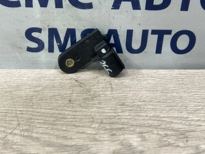 Датчик включения стопсигнала Volkswagen Touareg 5G0698459 NF 3.0TD