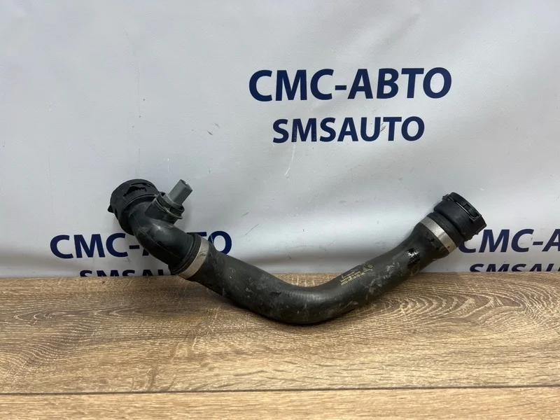 Патрубок охлаждения Volkswagen Touareg 7P0122051 NF 3.0 CGE