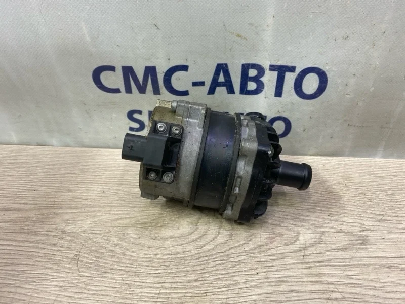 Насос охлаждения электрический Volkswagen Touareg 7P0965567 NF 3.0 CGE