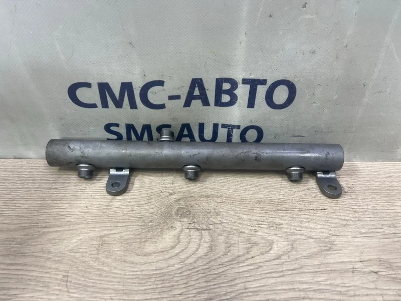 Рейка топливная ( рампа ) Mercedes-Benz ML 2012 A6420703095 W166 642.826, правая