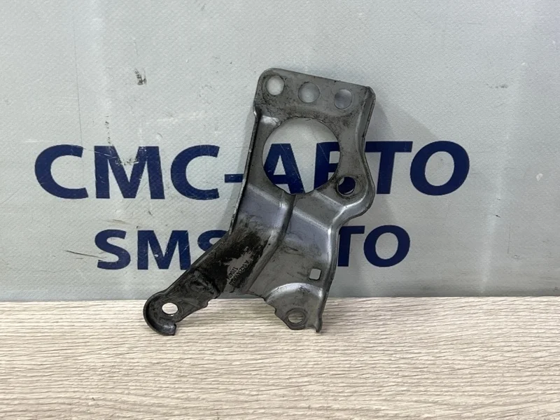 Кронштейн Mercedes-Benz ML 2012 A6421410340 W166 642.826