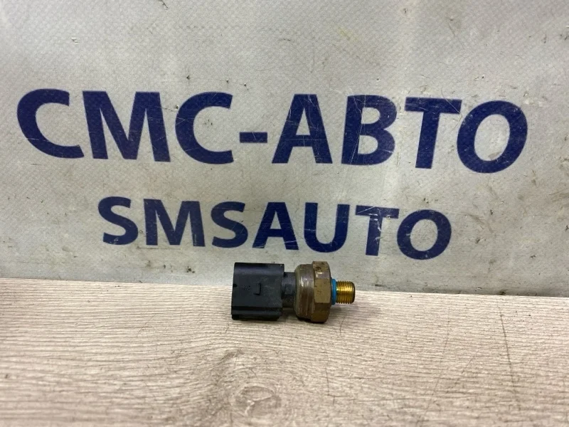 Датчик давления топлива Volkswagen Touareg 06E906051K NF 3.0 CGE