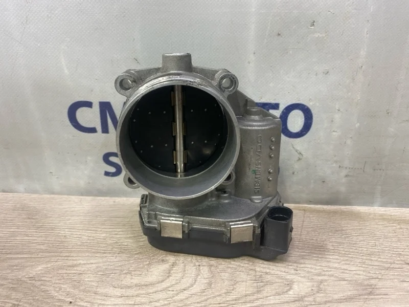 Дроссельная заслонка Audi A6 2010 06E133062G C6 2.8 CCE