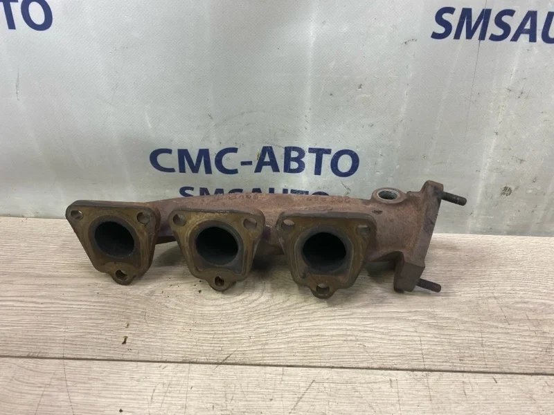 Коллектор выпускной Audi A6 2010 06E253034E C6 2.8 CCE, правый