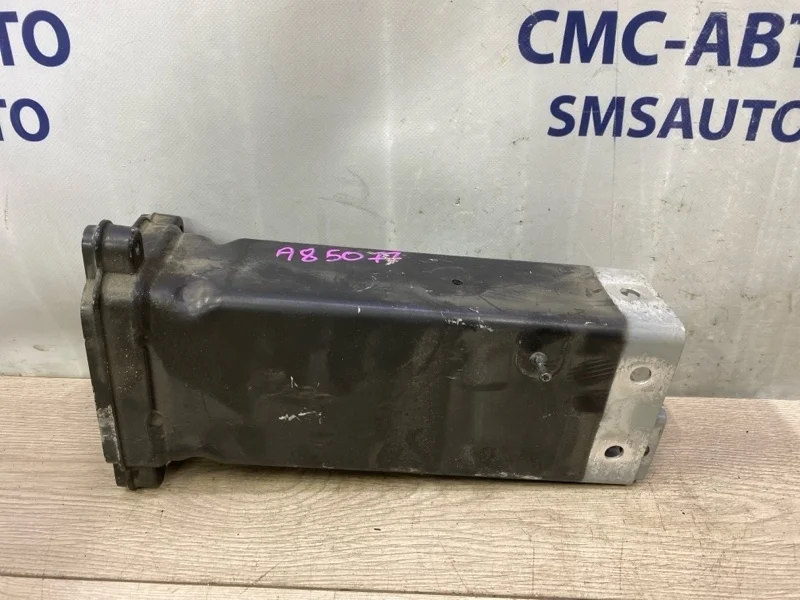 Лонжерон Audi A8 2012 4H0805110TA D4 3.0 CGW, передний правый