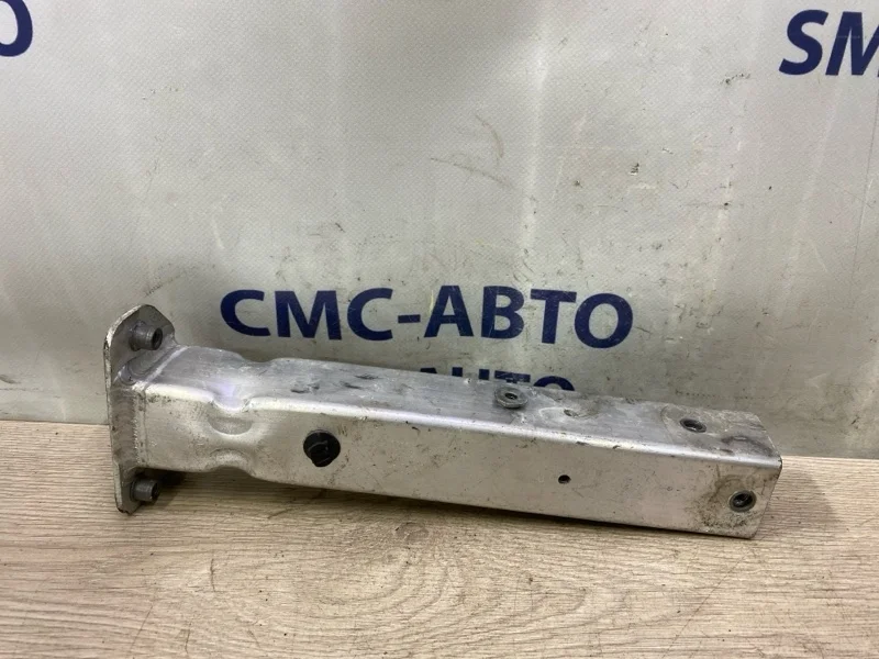 Лонжерон Audi A8 2013 4H0806064E D4 3.0 CRE, передний правый