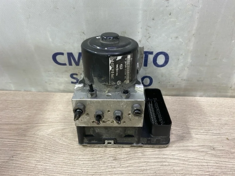 Блок АБС ABS Volkswagen Touareg 7P0614517PBEF NF 3.0 CGE