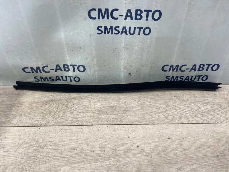 Уплотнитель двери Audi A6 4G0837479A C7 2.0 CYP, передний левый