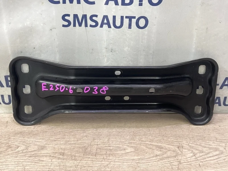 Кронштейн АКПП Mercedes-Benz E-Class A2042421601 C207 271.860