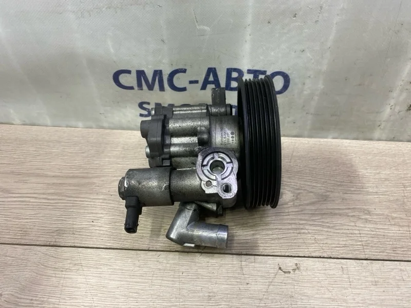 Насос ГУР Mercedes-Benz E-Class A0054668201 C207 271.860