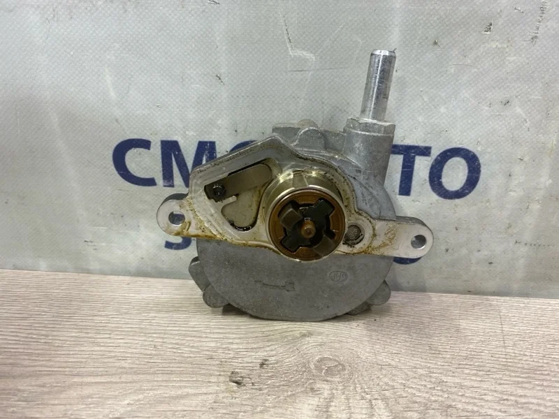 Вакуумный насос Mercedes-Benz E-Class A2712301665 C207 271.860