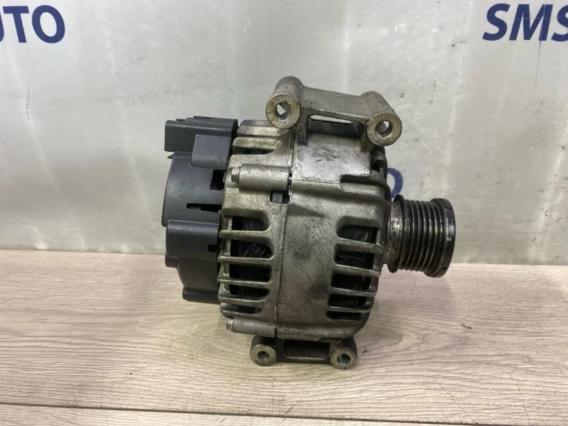 Генератор Mercedes-Benz E-Class A0009063000 C207 271.860