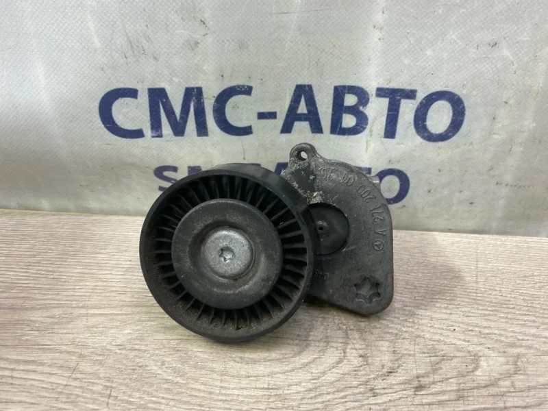 Натяжитель приводного ремня Mercedes-Benz E-Class A2712000470 C207 271.860