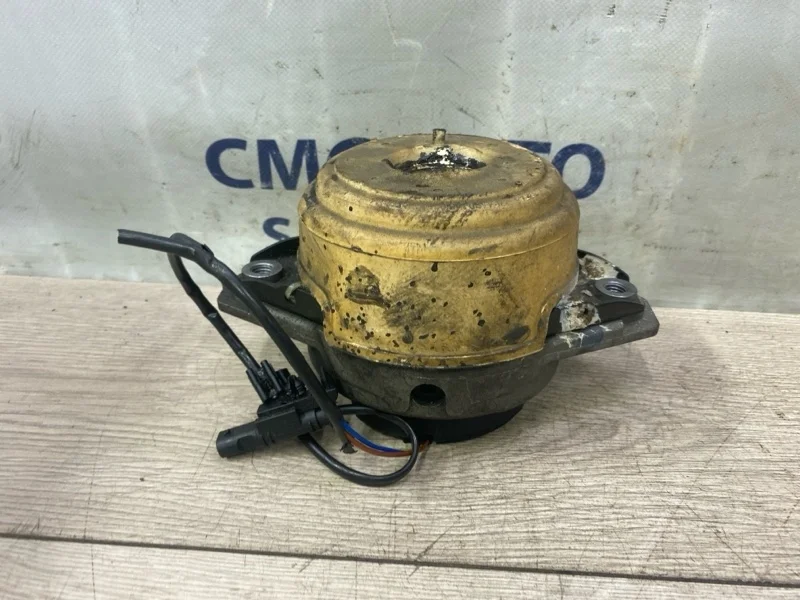 Опора ДВС Mercedes-Benz ML 2012 A1662406517 W166 642.826, правая