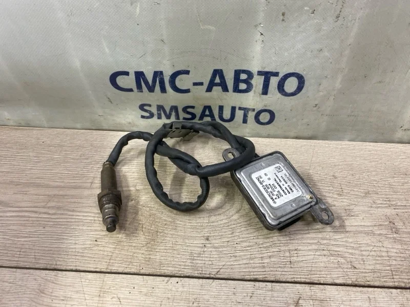 Лямбда-зонд Mercedes-Benz ML 2012 A0009057100 W166 642.826