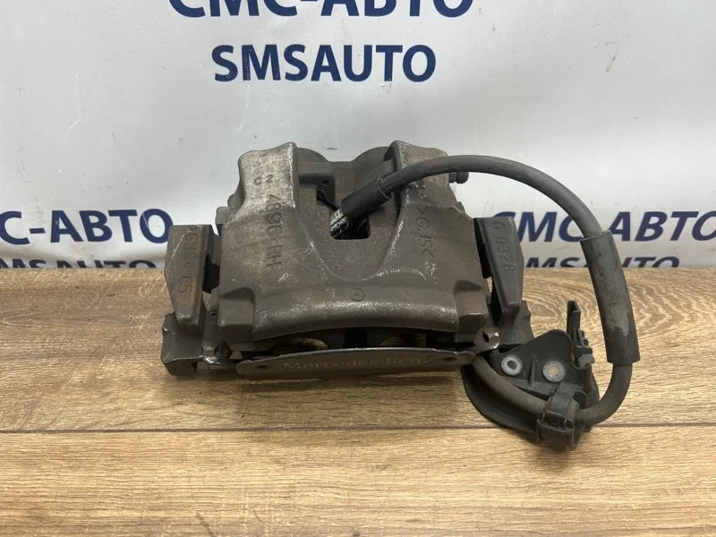 Суппорт Mercedes-Benz ML A1664210681 W166 642.826, передний правый