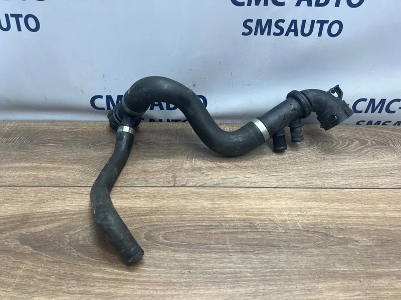 Патрубок охлаждения Volvo V90 Cross Country 2018 32224779 V90 CROSS COUNTRY 2.0 B4204T27