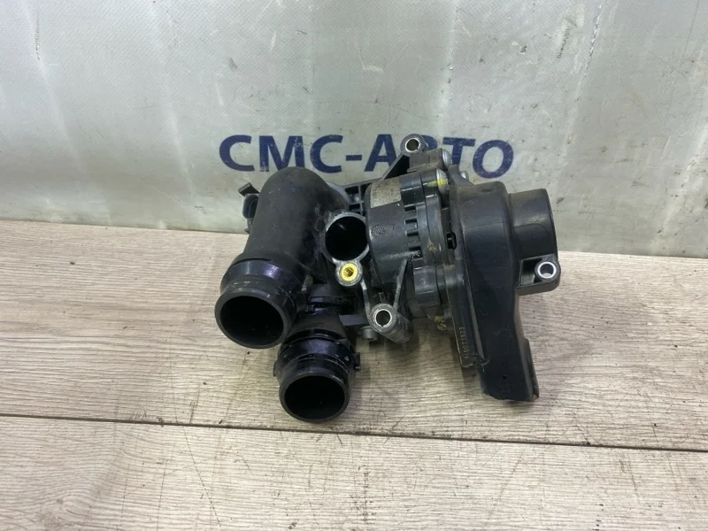 Помпа системы охлаждения Audi A6 2014 06H121026DR C7 2.0T CDN