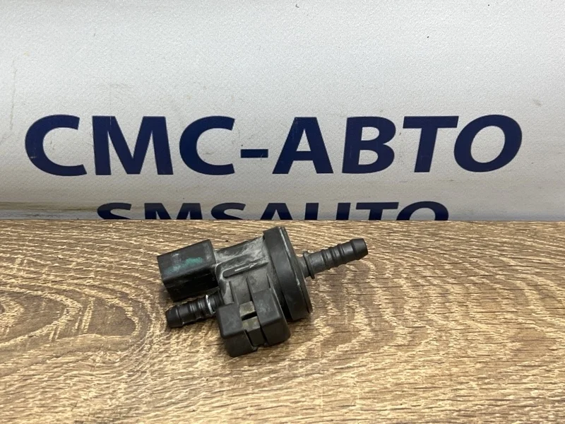 Клапан электромагнитный Audi A8 2011 06E906517A D4 4.2 CDR