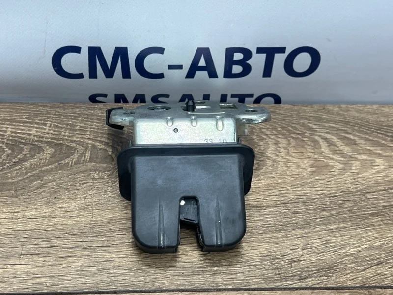 Замок багажника Audi A8 4H0827505 D4 3.0 CGW