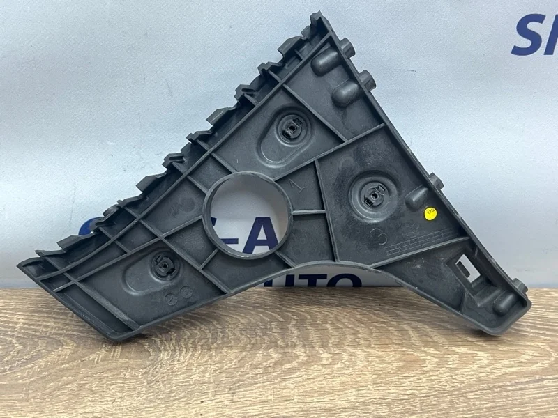 Кронштейн бампера Audi A7 4G8807454 C7 3.0 CGW, задний правый