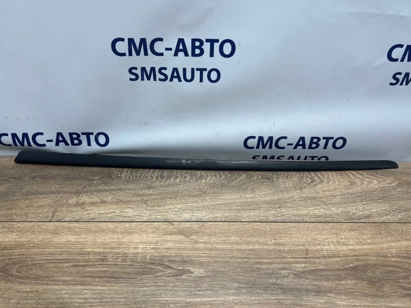 Молдинг лобового стекла Audi A5 8T0854328A 8T 2.0T CDN, правый