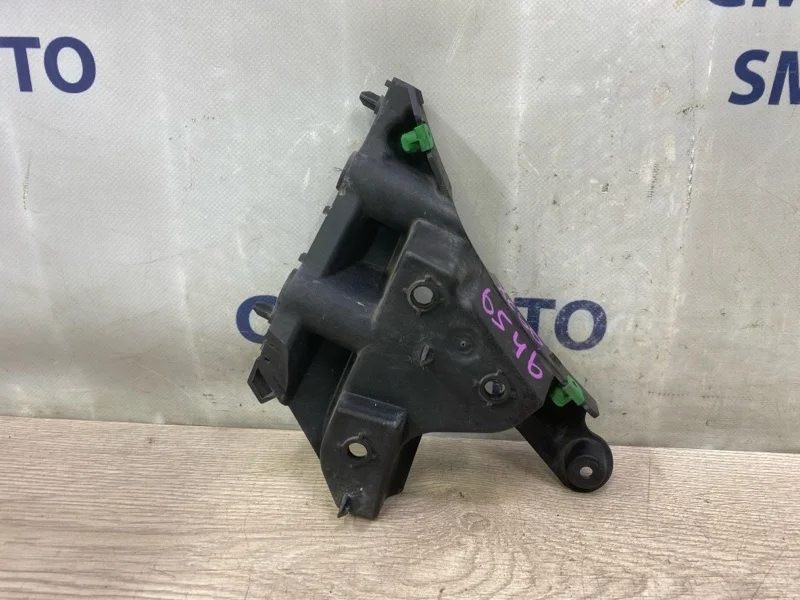 Кронштейн бампера Volvo XC60 31383164 ХС60 3.0 B6304T4, передний правый