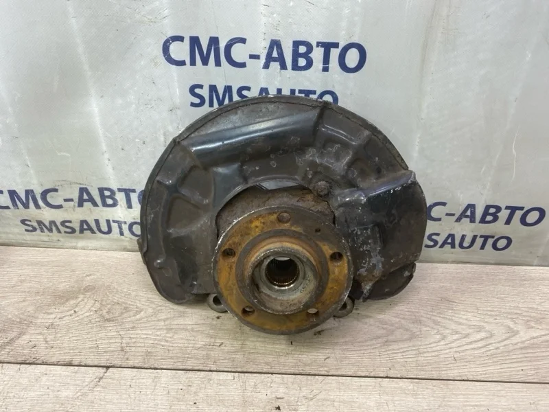 Кулак поворотный Volvo XC90 31200315 ХС90 4.4 B8444S, передний левый