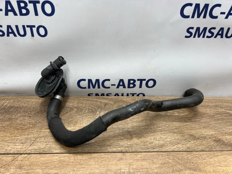 Патрубок охлаждения Mercedes-Benz E-Class 2012 A2128304696 W212 271.860