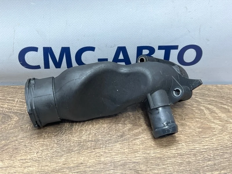 Фланец системы охлаждения Mercedes-Benz E-Class 2012 A2712002056 W212 271.860