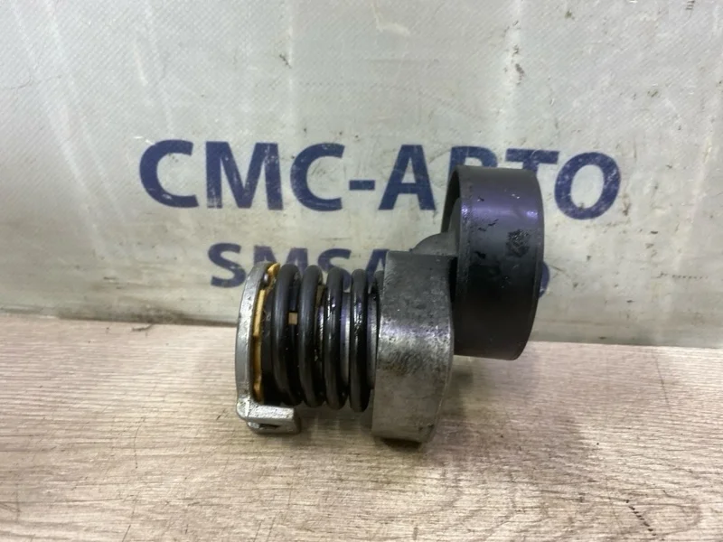 Натяжитель приводного ремня Mercedes-Benz E-Class 2012 A2712000470 W212 271.860