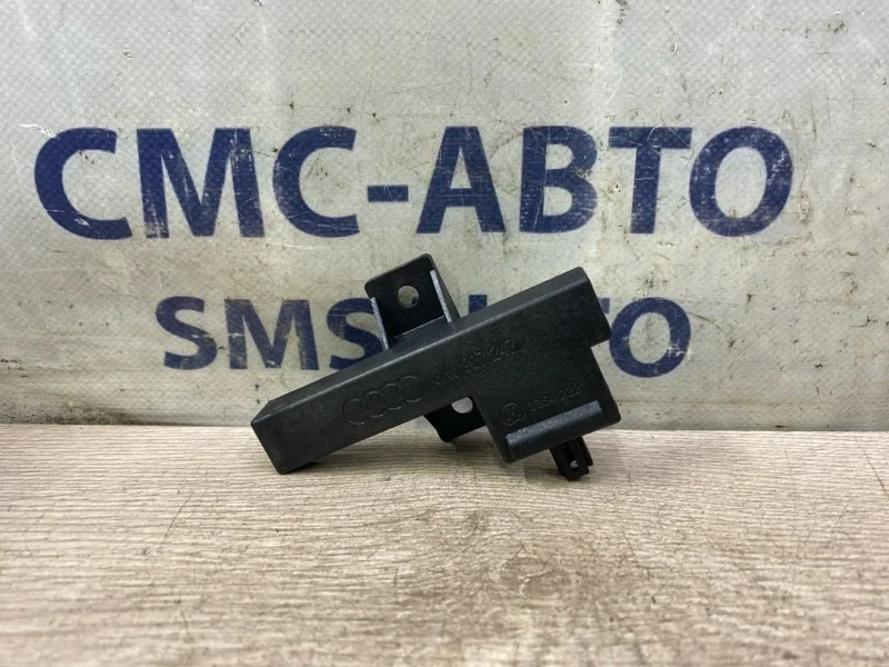 Антенна Volkswagen Touareg 8K0907247 NF 3.0 CGE