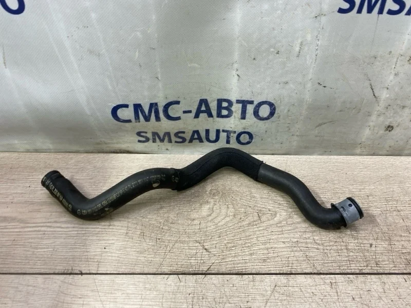 Шланг системы охлаждения Mercedes-Benz E-Class A2045017182 C207 274.920