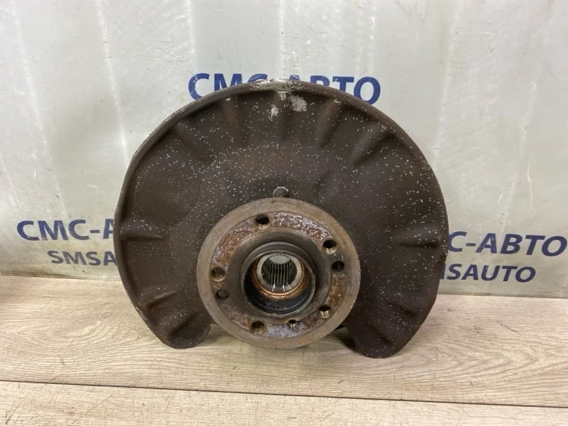 Кулак поворотный Mercedes-Benz ML A1663500108 W166 642.826, задний левый