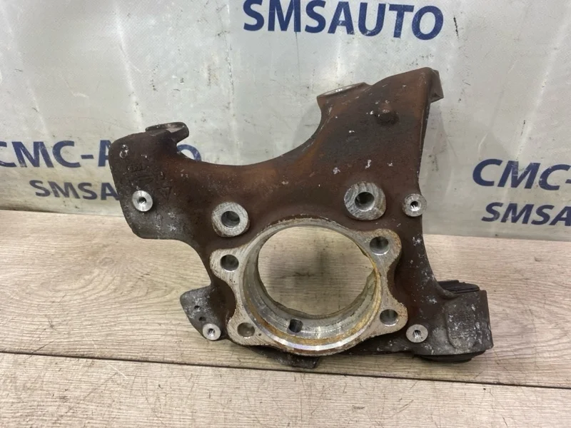 Кулак поворотный Audi A6 4F0505433G C6 2.8 CCE, задний левый