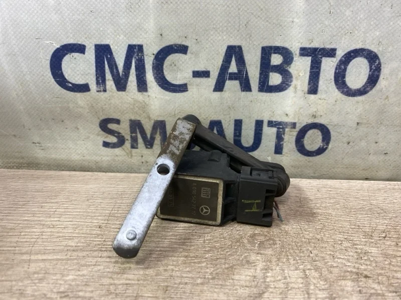 Датчик уровня подвески Mercedes-Benz R-Class A0105427717 W251 272.967