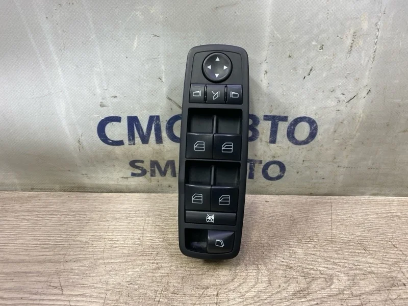 Блок управления стеклоподъемниками Mercedes-Benz R-Class A2518300590 W251 272.967