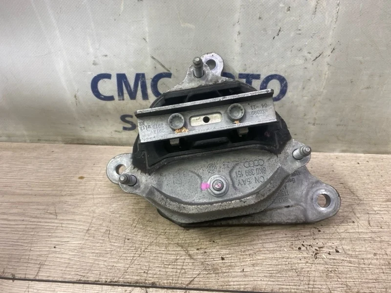 Опора АКПП Audi A8 2011 8K0399151CM D4 4.2 CDR